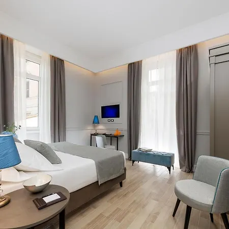 La Hotel Roma