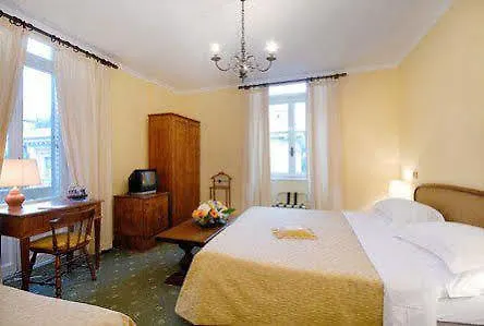 Hotel La 4*