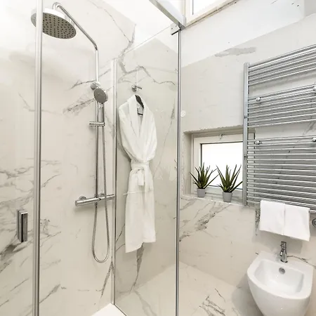 La Hotel 4*